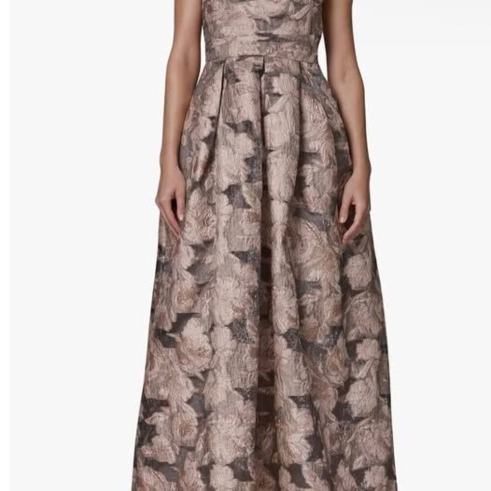 Donna Karan Strapless Metallic Floral Jacquard Gown